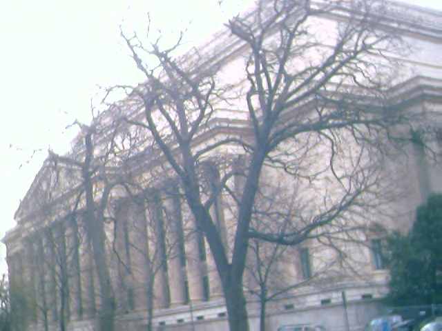 archives.jpg (25904 bytes)